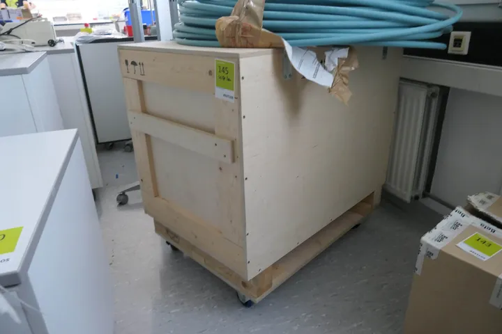 Leerkiste auf Rollen